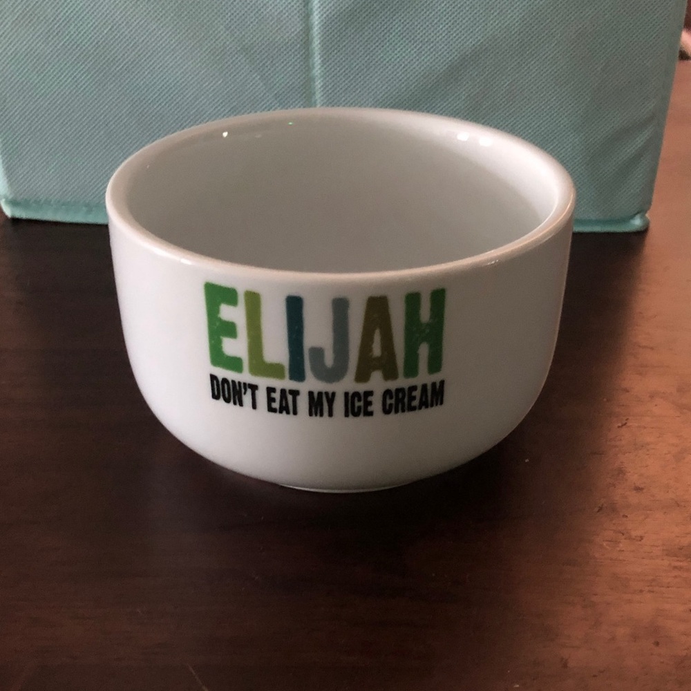 🛍️ Personalized 'Elijah' White Ceramic Ice Cream Bowl